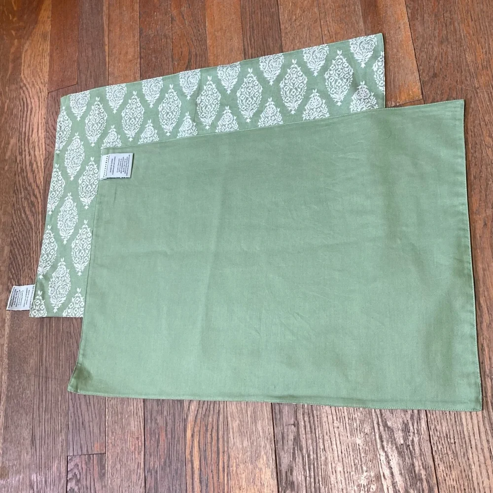 POTTERY BARN Linen Cotton Set of 2 Mediterranean Indian Placemats 20 x 14 in